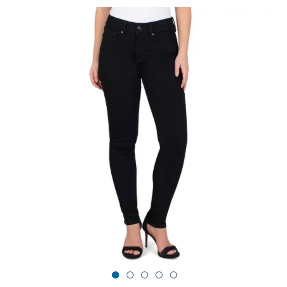 Seven7 Jeans